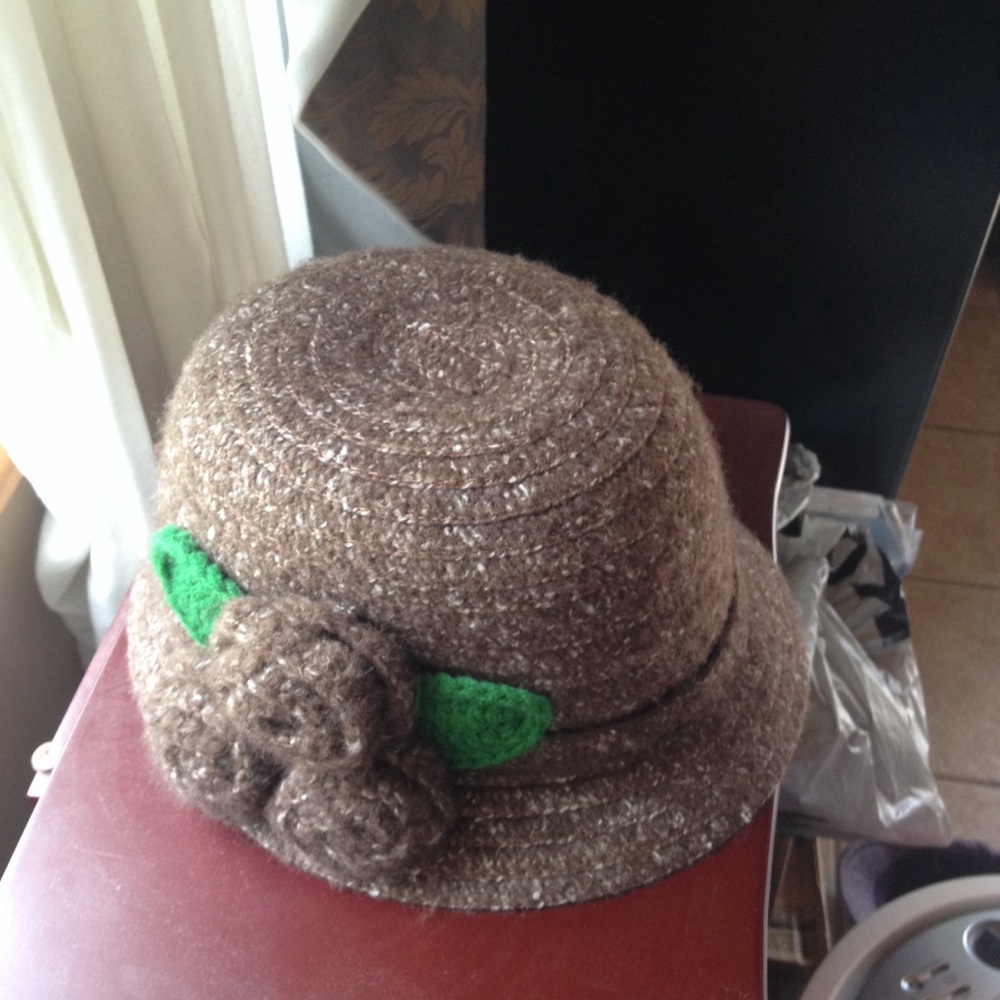 Hat - Picture 3 of 3
